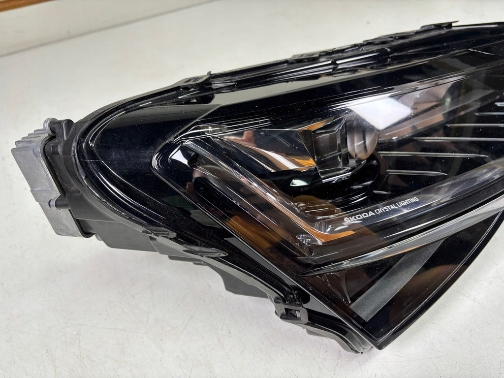 Frontscheinwerfer Skoda Superb III 3V1941016D LED Rechts Scheinwerfer Headlight