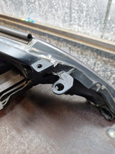 Laden Sie das Bild in den Galerie-Viewer, Frontscheinwerfer Toyota W0836 Ein Satz Scheinwerfer Headlight