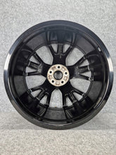 Load image into Gallery viewer, 1x Alufelge 21 Zoll 9.5" 5x112 36ET Glanz Schwarz 4KE601025AJ Audi E-Tron FEL3966073584lx