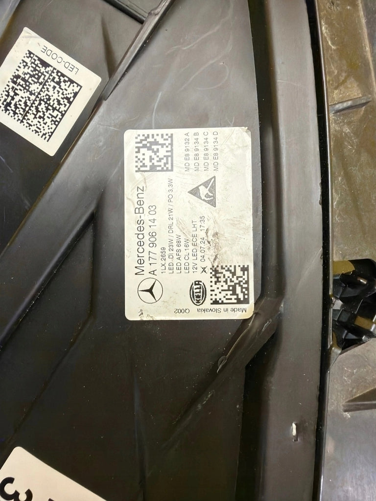 Frontscheinwerfer Mercedes-Benz W177 A1779061403 LED Rechts Headlight SCH8209620011km