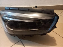 Laden Sie das Bild in den Galerie-Viewer, Frontscheinwerfer Mercedes-Benz W247 A2479062003 FULL LED Rechts Headlight