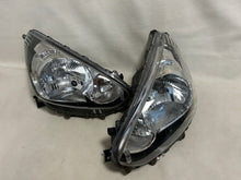 Laden Sie das Bild in den Galerie-Viewer, Frontscheinwerfer Mitsubishi Space Star Ein Stück (Rechts oder Links) Headlight