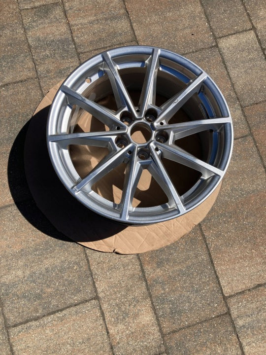1x Alufelge 17 Zoll 5x112 6896762 BMW 5 G31 G30 Rim Wheel FEL3259619452mk