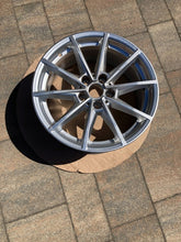 Laden Sie das Bild in den Galerie-Viewer, 1x Alufelge 17 Zoll 5x112 6896762 BMW 5 G31 G30 Rim Wheel FEL3259619452mk