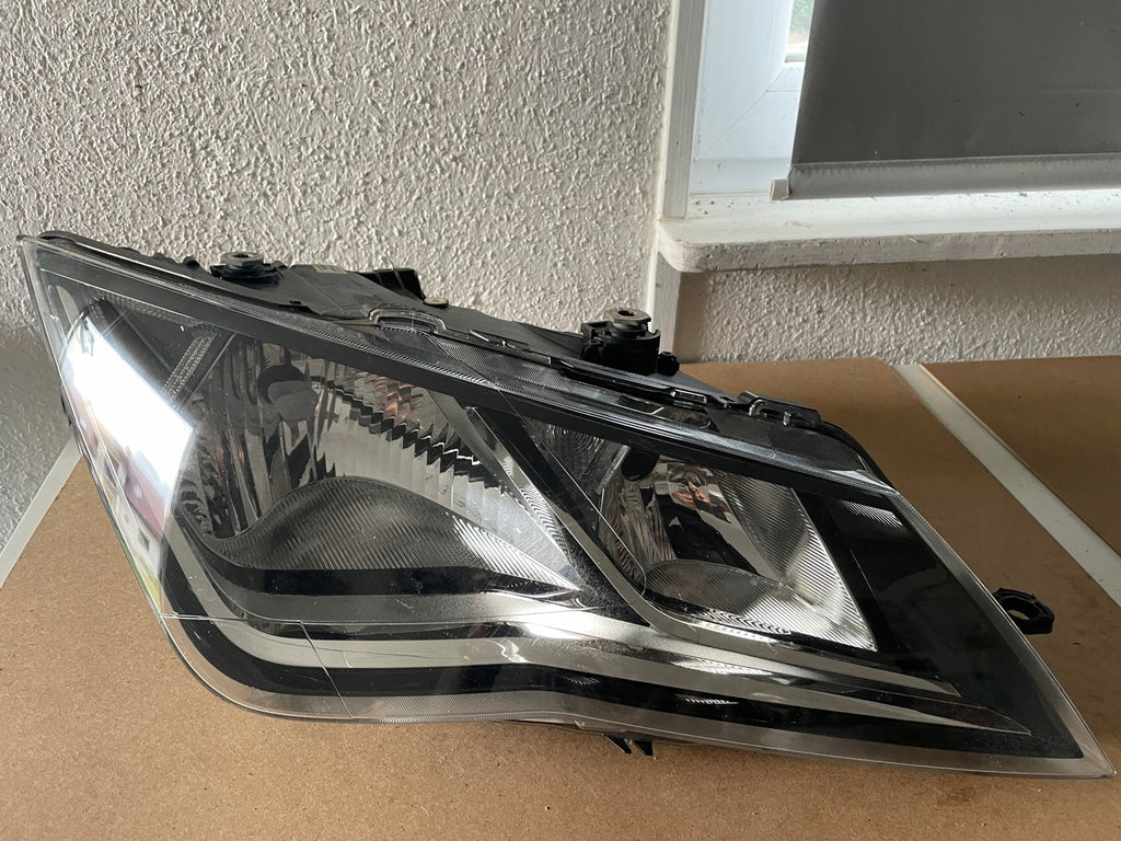 Frontscheinwerfer Seat Leon 5F1941016B LED Rechts Scheinwerfer Headlight