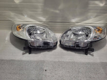 Laden Sie das Bild in den Galerie-Viewer, Frontscheinwerfer Renault Kangoo 260607383R Ein Satz Scheinwerfer Headlight SCH1362145647yy