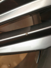 Laden Sie das Bild in den Galerie-Viewer, 1x Alufelge 18 Zoll 8.0" 5x112 43ET Glanz Graphit 5NA601025N VW Tiguan Rim Wheel FEL4906096931ef