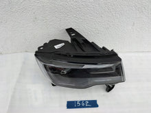 Laden Sie das Bild in den Galerie-Viewer, Frontscheinwerfer Jeep Grand Cherokee Xenon Rechts Scheinwerfer Headlight SCH6760514889cw