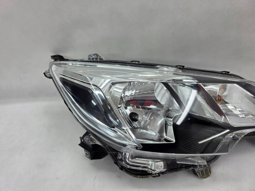 Frontscheinwerfer Mitsubishi Space Star SPP17812 W5335 Rechts Headlight SCH6142366337rq