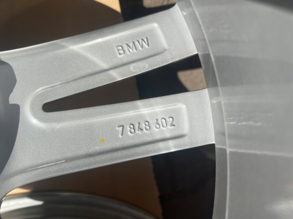 1x Alufelge 18 Zoll 8.0" 5x112 57ET Glanz Graphit 7848602 BMW Mg Rim Wheel FEL6476571594kh