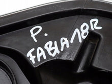 Laden Sie das Bild in den Galerie-Viewer, Frontscheinwerfer Skoda Fabia III Rechts Scheinwerfer Headlight SCH6505652610vd