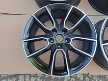 Laden Sie das Bild in den Galerie-Viewer, 4x Alufelge 18 Zoll 7.5" 5x112 51ET Glanz Schwarz 5E0601025 Skoda Octavia I FEL9121977051gd