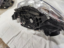 Laden Sie das Bild in den Galerie-Viewer, Frontscheinwerfer Mitsubishi Asx 467807970 Xenon Links Scheinwerfer Headlight