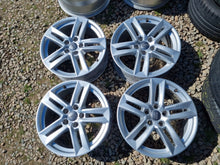 Load image into Gallery viewer, 4x Alufelge 17 Zoll 7.0" 5x112 42ET Glanz Silber 8W0601025P Audi Rim Wheel FEL6458979846su