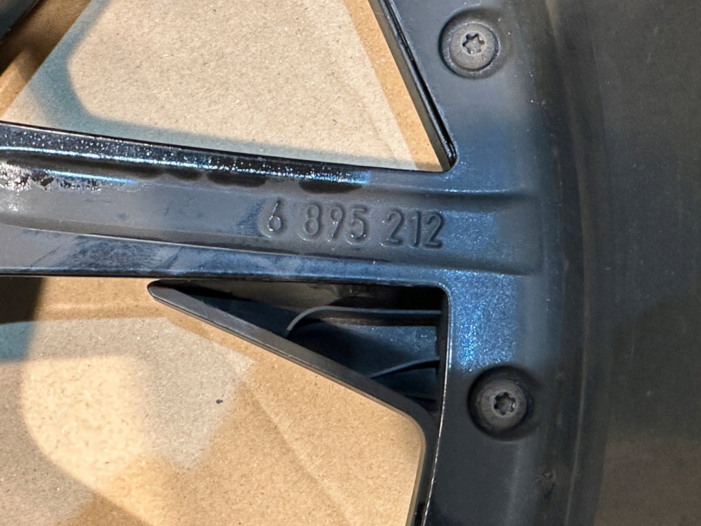 1x Alufelge 20 Zoll 8.0" 5x112 29ET 6895212 BMW 5 G31 G30 Rim Wheel FEL9383485934ob
