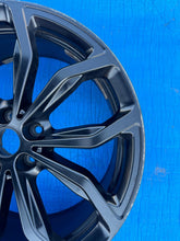 Load image into Gallery viewer, 1x Alufelge 20 Zoll 8.0" 5x112 27ET Glanz Schwarz 6881208 BMW 1 6 Rim Wheel FEL7010973976za