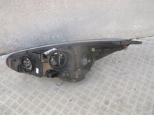 Laden Sie das Bild in den Galerie-Viewer, Frontscheinwerfer Ford Focus F1EB-13D154-AG Xenon Rechts Scheinwerfer Headlight