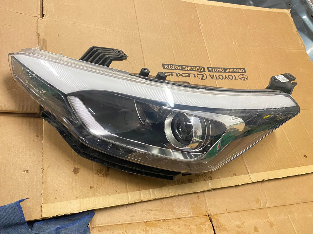 Frontscheinwerfer Hyundai I20 92101-C8200 LED Links Scheinwerfer Headlight