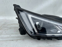 Load image into Gallery viewer, Frontscheinwerfer Hyundai Elantra 92102-F2 LED Rechts Scheinwerfer Headlight
