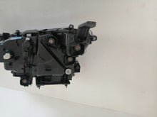 Laden Sie das Bild in den Galerie-Viewer, Frontscheinwerfer Toyota Yaris Cross OD-312 Full LED Rechts Headlight SCH2045760880zl