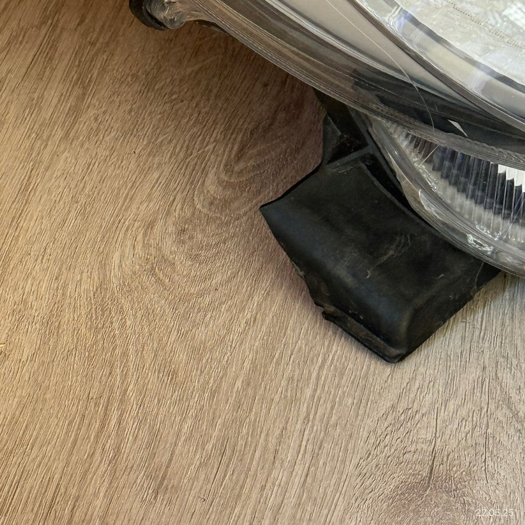 Frontscheinwerfer Toyota Yaris Ein Stück (Rechts oder Links) Headlight SCH4265423915jd