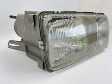 Load image into Gallery viewer, Frontscheinwerfer Mercedes-Benz W126 SDV04920 Rechts Scheinwerfer Headlight