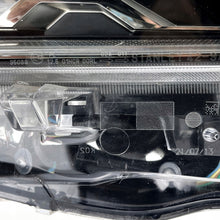 Laden Sie das Bild in den Galerie-Viewer, Frontscheinwerfer Toyota I 3508935089 LED Links Scheinwerfer Headlight SCH3397980717is