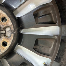 Laden Sie das Bild in den Galerie-Viewer, 1x Alufelge 19 Zoll 7.0&quot; 5x114.3 40ET Glanz Graphit 403009098 Mg Rim Wheel