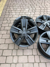 Laden Sie das Bild in den Galerie-Viewer, 4x Alufelge 17 Zoll 7.0" 5x120 55ET Matt Schwarz 7E0601025P VW Multivan FEL5125066094mj