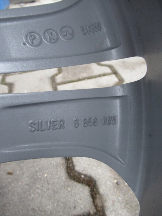 1x Alufelge 17 Zoll 7.5" 5x112 52ET Glanz Silber 6856065 BMW F39 X1 F48 FEL4367731633dr