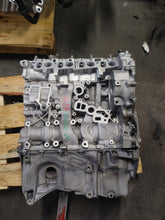 Laden Sie das Bild in den Galerie-Viewer, Motor BMW G01 F97 G02 F98 B47D20A 2.0 13TKm 2018 Diesel Engine Unkomplett