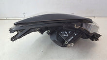 Laden Sie das Bild in den Galerie-Viewer, Frontscheinwerfer Opel Astra H 93178647LH Links Scheinwerfer Headlight