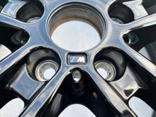 Load image into Gallery viewer, 1x Alufelge 18 Zoll 8.0" 5x120 52ET Glanz Schwarz 8074186 BMW 1 F21 F20 FEL2198720874pr
