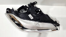 Load image into Gallery viewer, Frontscheinwerfer BMW X2 F39 5A23582 LED Rechts Scheinwerfer Headlight