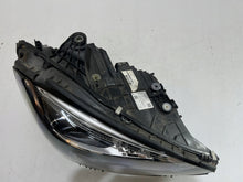 Laden Sie das Bild in den Galerie-Viewer, Frontscheinwerfer Mercedes-Benz W206 A2069062204 Full LED Rechts Headlight SCH7665806810dv