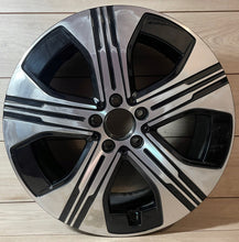 Laden Sie das Bild in den Galerie-Viewer, 1x Alufelge 19 Zoll 7.5" 5x112 A2434011900 Mercedes-Benz X243 Rim Wheel FEL6301884044wo