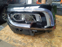 Laden Sie das Bild in den Galerie-Viewer, Frontscheinwerfer Mercedes-Benz W247 A2479063200 LED Rechts Headlight SCH2000361000bp