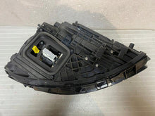 Laden Sie das Bild in den Galerie-Viewer, Frontscheinwerfer Mercedes-Benz W177 A1779065303 LED Links Headlight SCH4359971886ux
