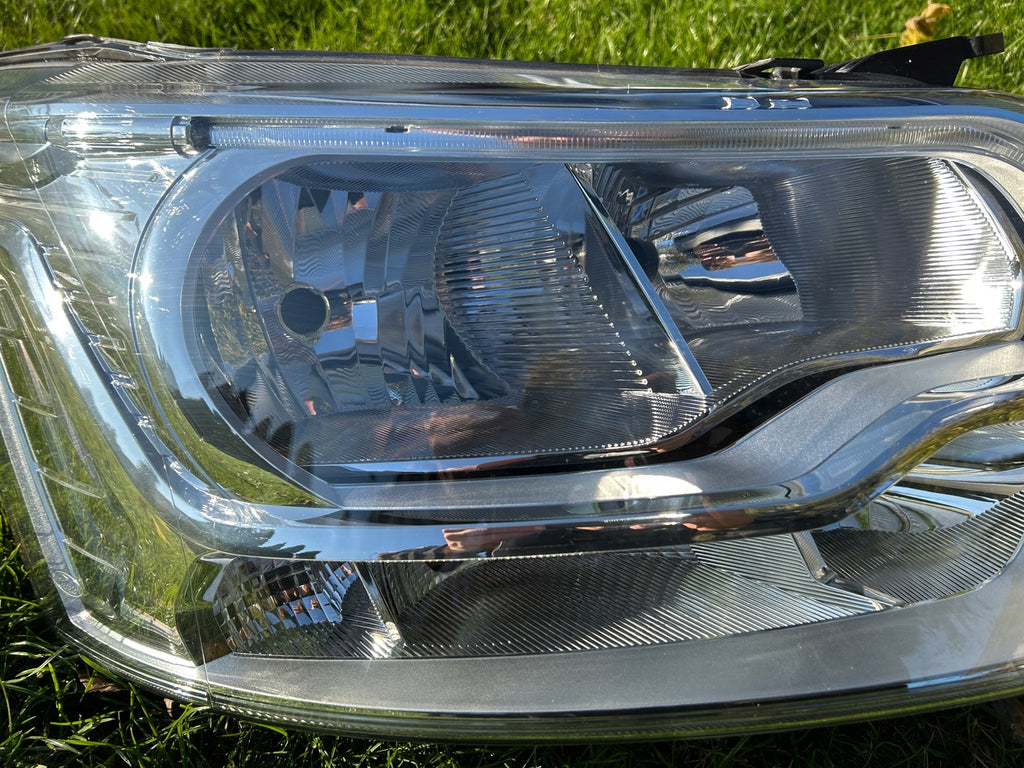 Frontscheinwerfer Ford Transit BK31-13D152-BG Rechts Scheinwerfer Headlight SCH2162074025ix