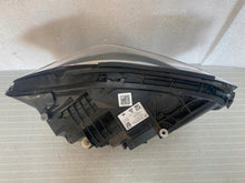 Laden Sie das Bild in den Galerie-Viewer, Frontscheinwerfer Mercedes-Benz W246 A2479060505 LED Links Headlight SCH8231998132ap