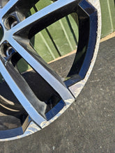 Laden Sie das Bild in den Galerie-Viewer, 1x Alufelge 18 Zoll 7.5" 5x112 49ET Glanz Silber 5G0601025A0 VW Golf Vii FEL7772932481pb