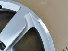 Load image into Gallery viewer, 1x Alufelge 19 Zoll 8.0" 5x112 39ET Glanz Silber 8R0601025J Audi Q5 Rim Wheel FEL3226257284pg