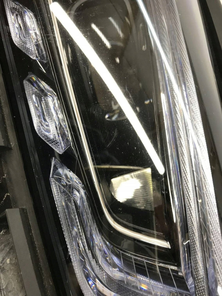 Frontscheinwerfer Mercedes-Benz Cla X118 C118 A1189061401 Rechts Headlight SCH4923544183ga