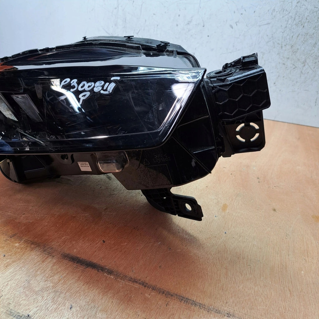 Frontscheinwerfer Peugeot 3008 7113546 Rechts Scheinwerfer Headlight SCH3686431585wu
