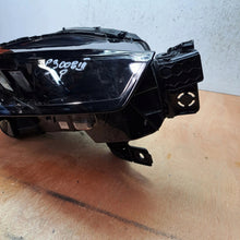 Laden Sie das Bild in den Galerie-Viewer, Frontscheinwerfer Peugeot 3008 7113546 Rechts Scheinwerfer Headlight SCH3686431585wu