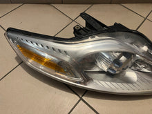 Load image into Gallery viewer, Frontscheinwerfer Ford Mondeo Xenon Rechts Scheinwerfer Headlight