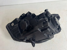 Load image into Gallery viewer, Frontscheinwerfer Hyundai Bayon 92102QQ500 Rechts Scheinwerfer Headlight