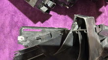 Laden Sie das Bild in den Galerie-Viewer, Frontscheinwerfer Opel Zafira C 13472658 85122000 LED Rechts oder Links SCH1354865728kw