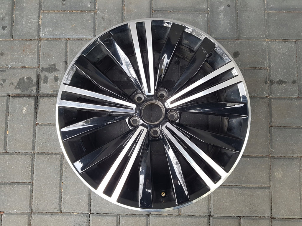 1x Alufelge 18 Zoll 7.0" 5x112 43ET Glanz Schwarz 5NA601025A VW Tiguan Rim Wheel FEL1845290039cu