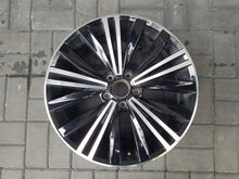 Laden Sie das Bild in den Galerie-Viewer, 1x Alufelge 18 Zoll 7.0" 5x112 43ET Glanz Schwarz 5NA601025A VW Tiguan Rim Wheel FEL1845290039cu